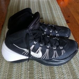 Mens Black Nike Hyperdunk
